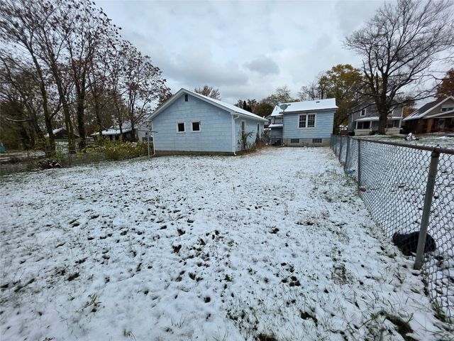 1710 CENTER Street, Erie, PA 16510