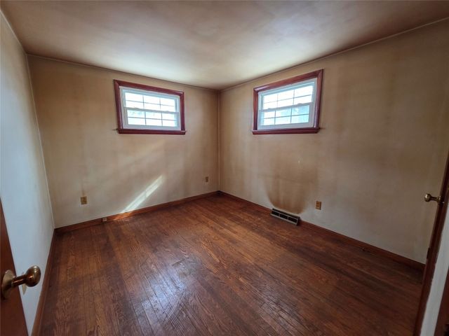 1710 CENTER Street, Erie, PA 16510