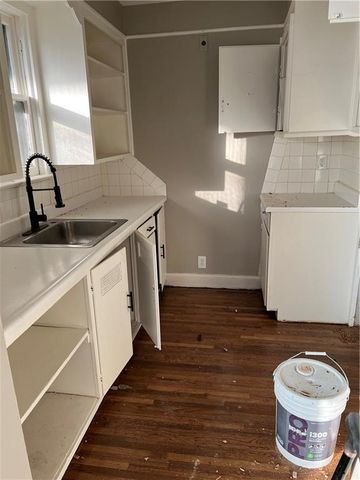 1800 Oakland Avenue, Kansas City, KS 66102