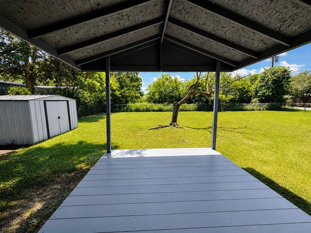 730 Rolling Ridge Lane, Duncanville, TX 75116