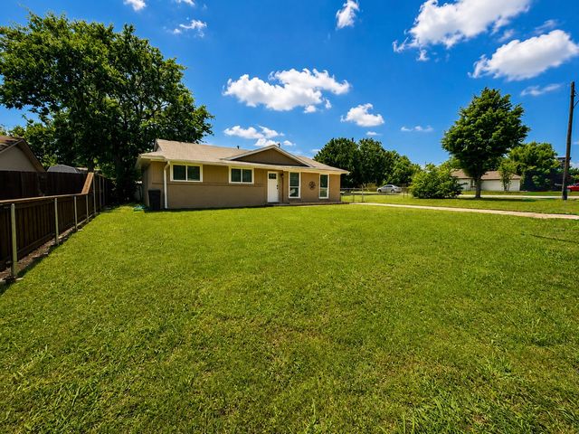 730 Rolling Ridge Lane, Duncanville, TX 75116