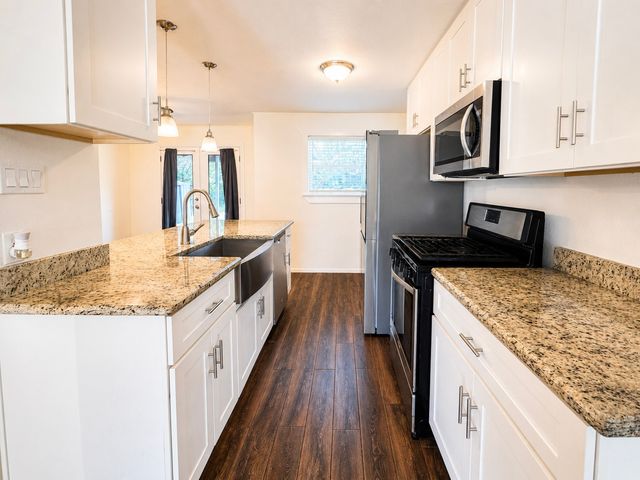 730 Rolling Ridge Lane, Duncanville, TX 75116