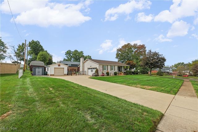 2110 Edmar Street, Louisville, OH 44641