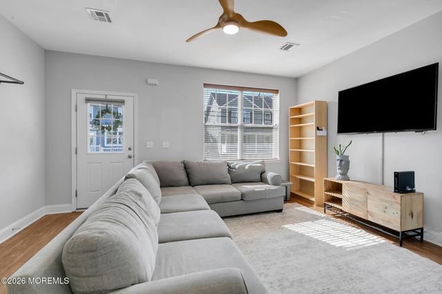 88 Seadrift Avenue, Highlands, NJ 07732