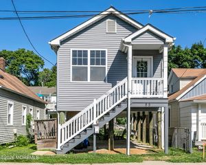88 Seadrift Avenue, Highlands, NJ 07732