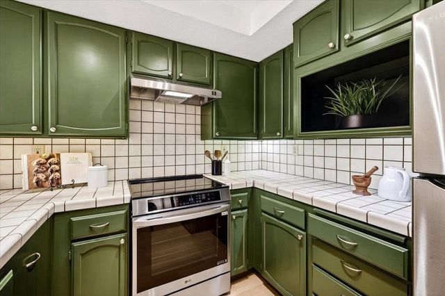 2931 Leotar Circle, Santa Cruz, CA 95062