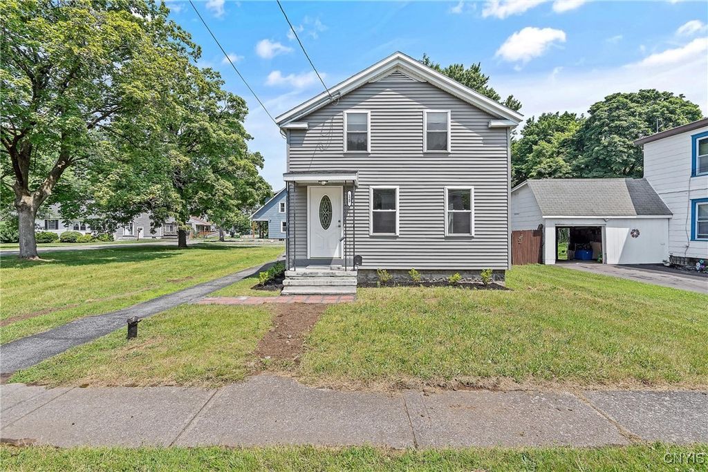 120 Fergerson Avenue, Clay, NY 13212