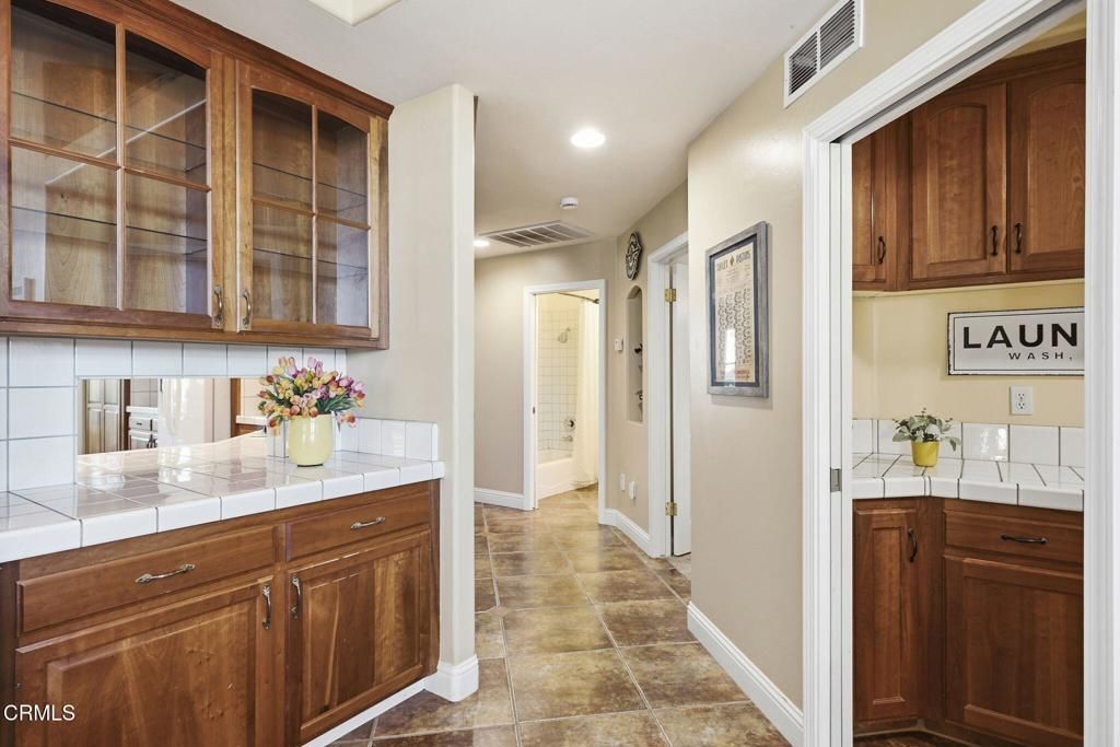 Image 21 of property listing at 15331 Mabel Court, Bakersfield, CA 93314