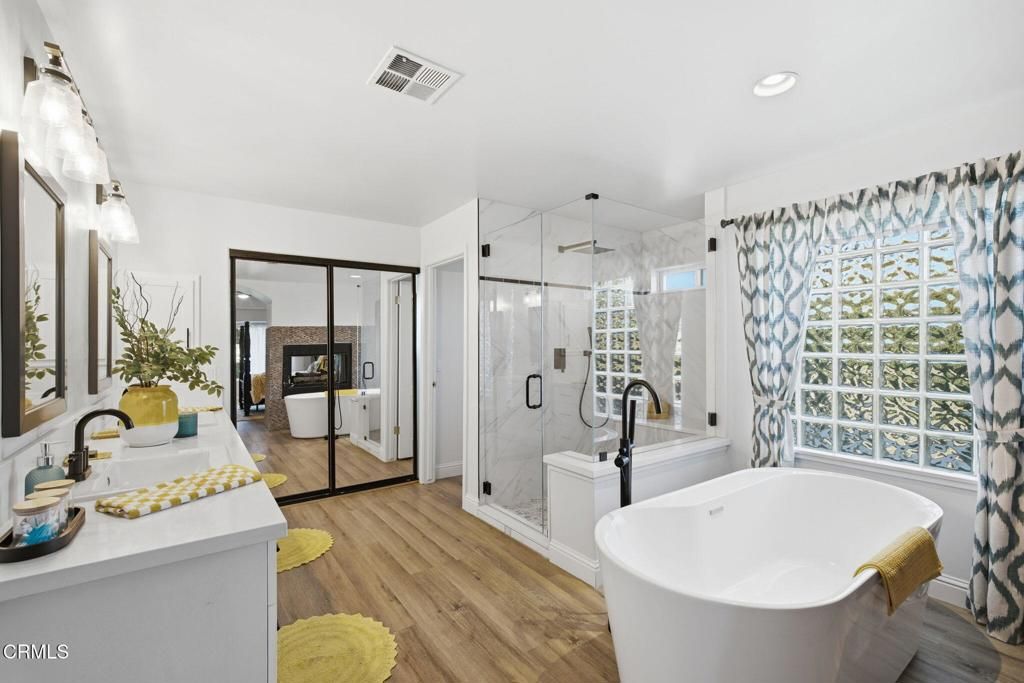 Image 30 of property listing at 15331 Mabel Court, Bakersfield, CA 93314