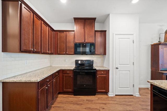 127 Lakestone Road, Moncks Corner, SC 29461