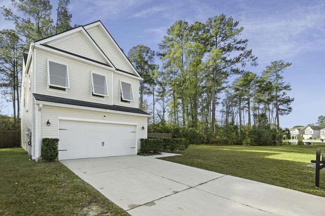 127 Lakestone Road, Moncks Corner, SC 29461