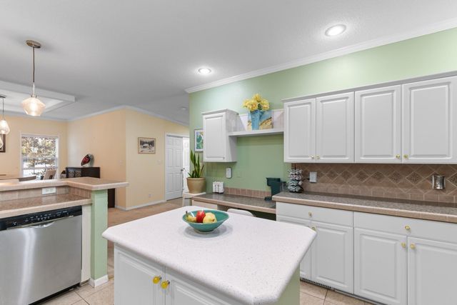 158 Lakeside Crossing Dr., Conway, SC 29526