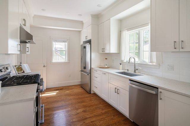 37 Sheridan Ave 1, Medford, MA 02155