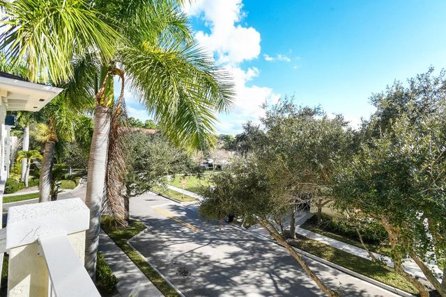 224 Murcia Drive 303, Jupiter, FL 33458