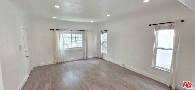 1032 S Orange Drive, Los Angeles, CA 90019