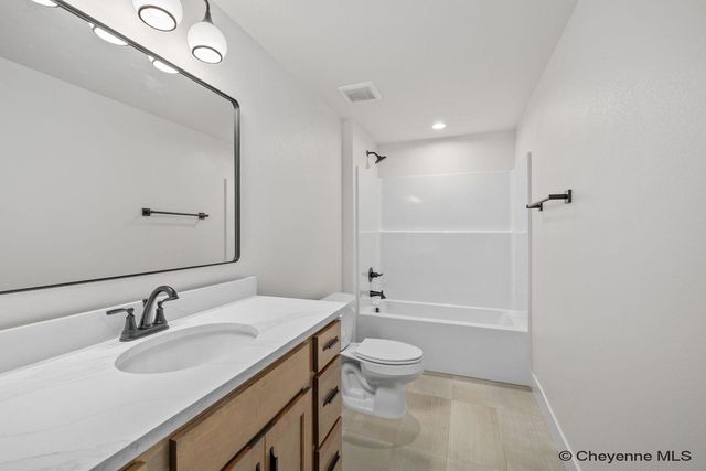 5323 SULLIVAN ST, Cheyenne, WY 82009