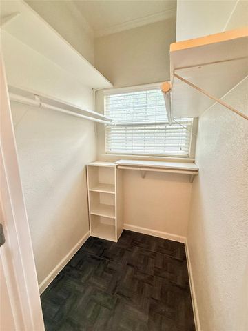 289 Heatherwood DR, Driftwood, TX 78619