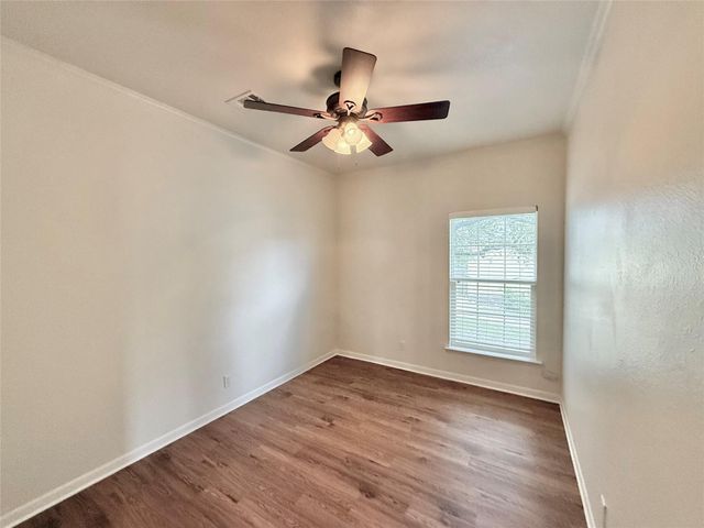 289 Heatherwood DR, Driftwood, TX 78619