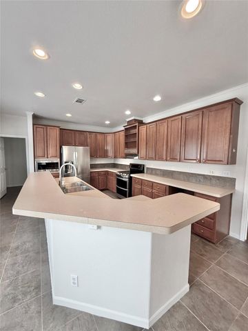 289 Heatherwood DR, Driftwood, TX 78619