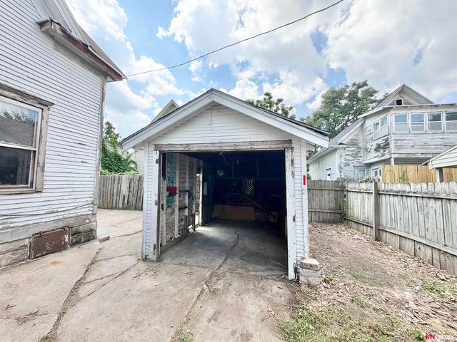 3011 Walnut Court, Lincoln, NE 68503