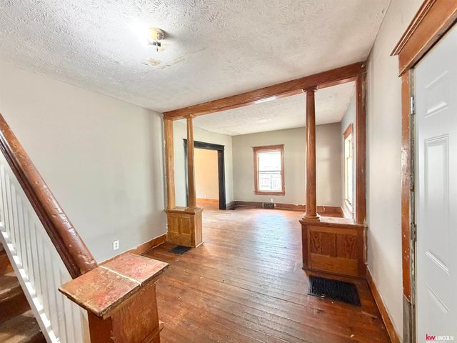 3011 Walnut Court, Lincoln, NE 68503