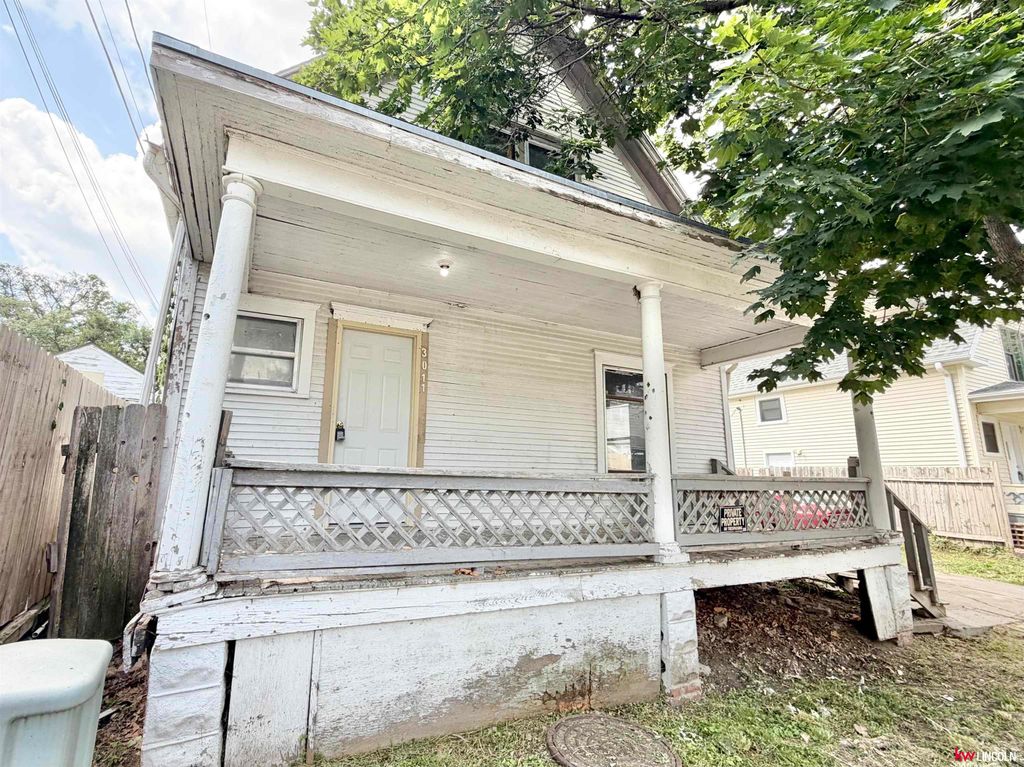 3011 Walnut Court, Lincoln, NE 68503