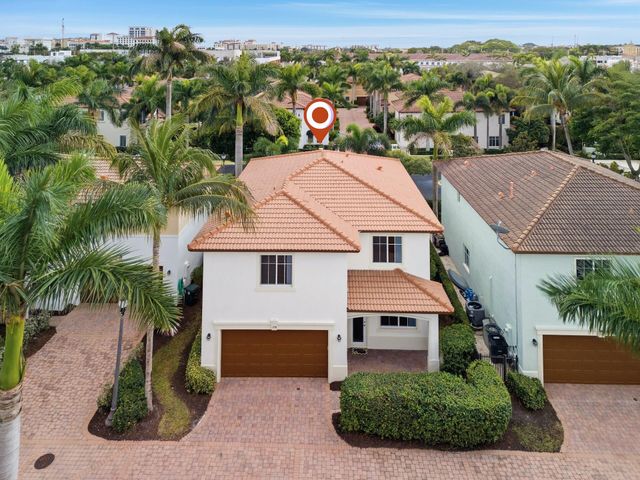 148 NW Emerson Place, Boca Raton, FL 33432