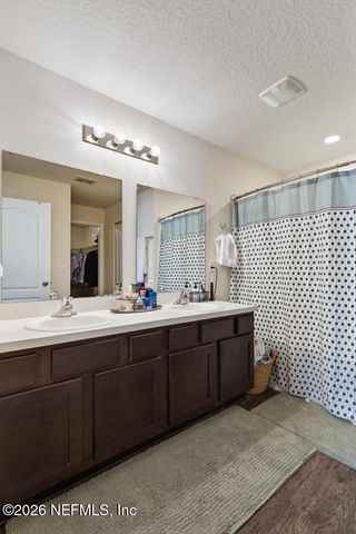 65138 FOREST GLEN Lane, Yulee, FL 32097