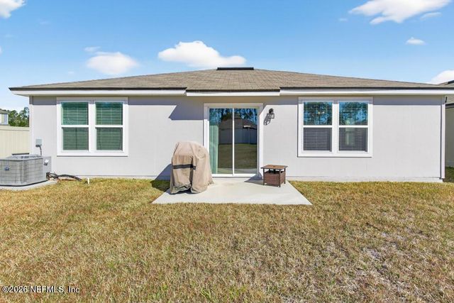 65138 FOREST GLEN Lane, Yulee, FL 32097