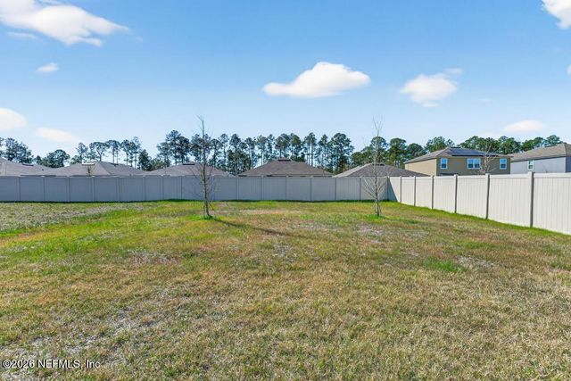 65138 FOREST GLEN Lane, Yulee, FL 32097