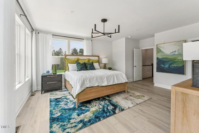 620 Hedrick Ridge Road 110, Cary, NC 27519