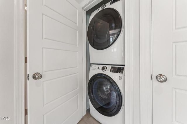 620 Hedrick Ridge Road 110, Cary, NC 27519