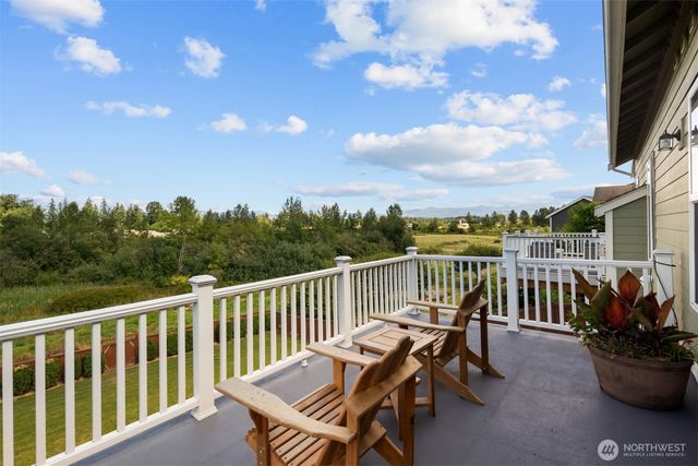 2915 219th Avenue E, Lake Tapps, WA 98391