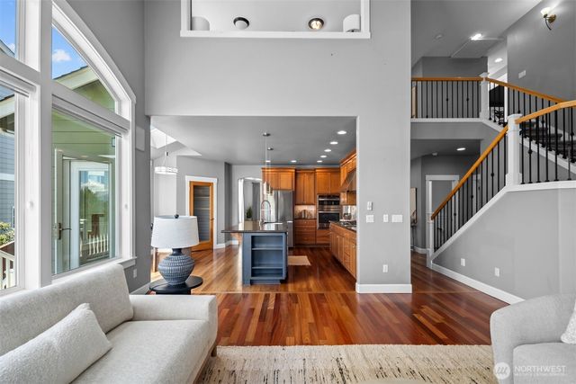 2915 219th Avenue E, Lake Tapps, WA 98391