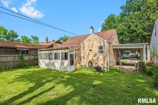 2309 S Pasfield Street, Springfield, IL 62704