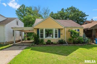2309 S Pasfield Street, Springfield, IL 62704