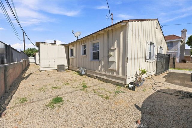 728 N Euclid Street, Santa Ana, CA 92703