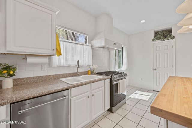 1045 E NUESTRO Street, Oracle, AZ 85623