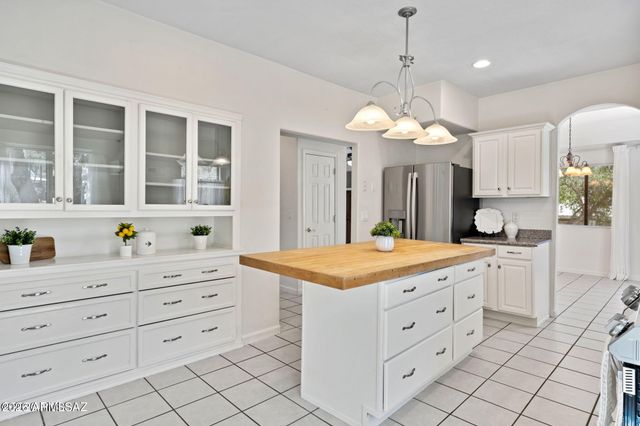 1045 E NUESTRO Street, Oracle, AZ 85623