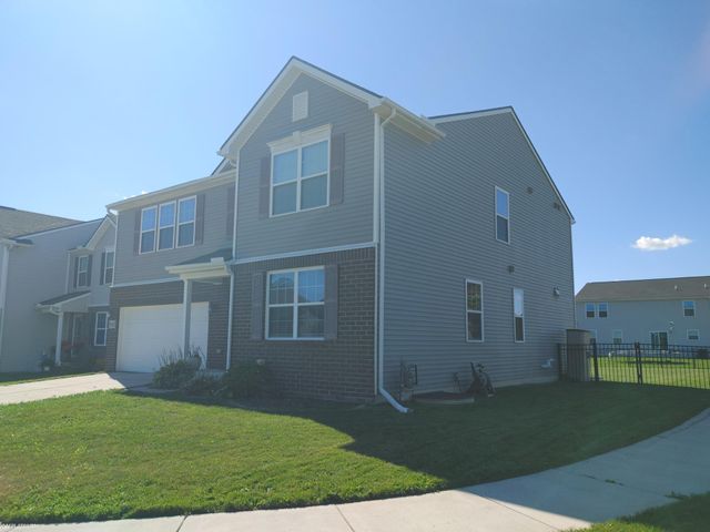 58867 Virginia Circle, New Haven, MI 48048