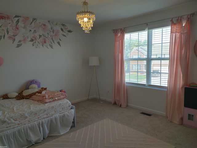 58867 Virginia Circle, New Haven, MI 48048