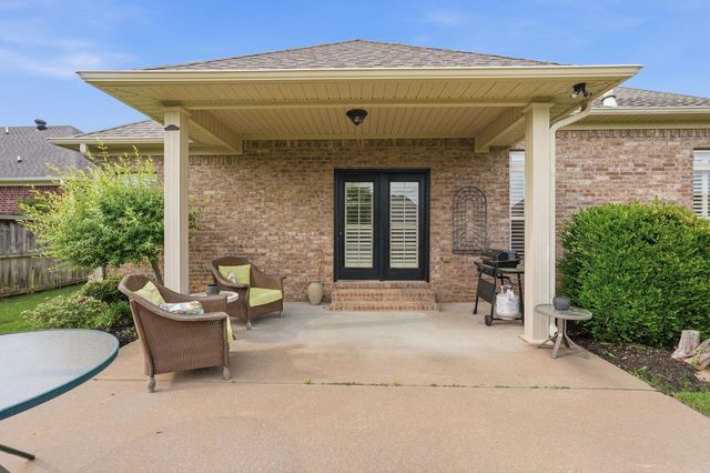 5225 Tennyson Drive, Conway, AR 72034