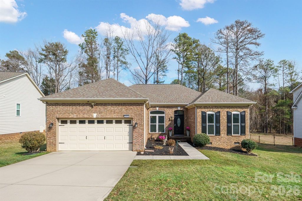 3009 Firewood Drive, Matthews, NC 28105