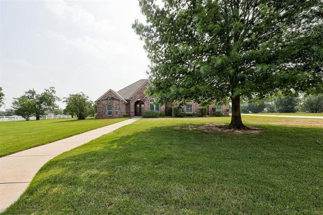 68 Stonegate Drive, Choctaw, OK 73020