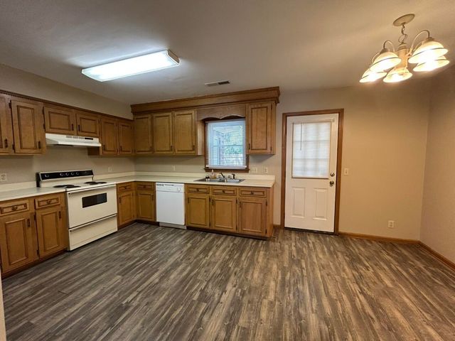 882 Jessamine Trail, Sumter, SC 29150