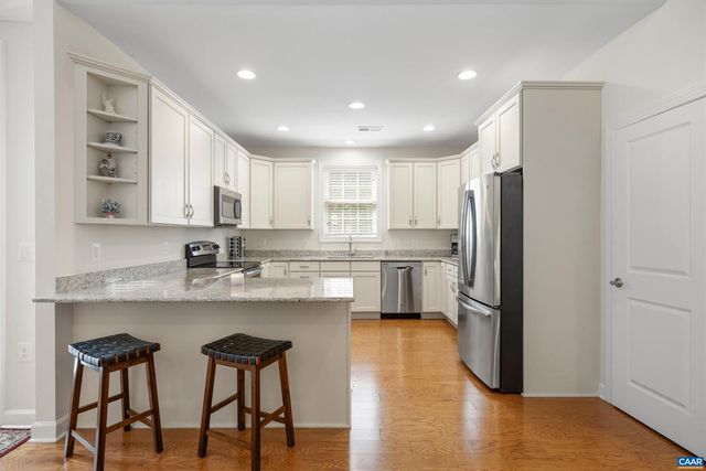 1637 SAWGRASS CT, Charlottesville, VA 22901