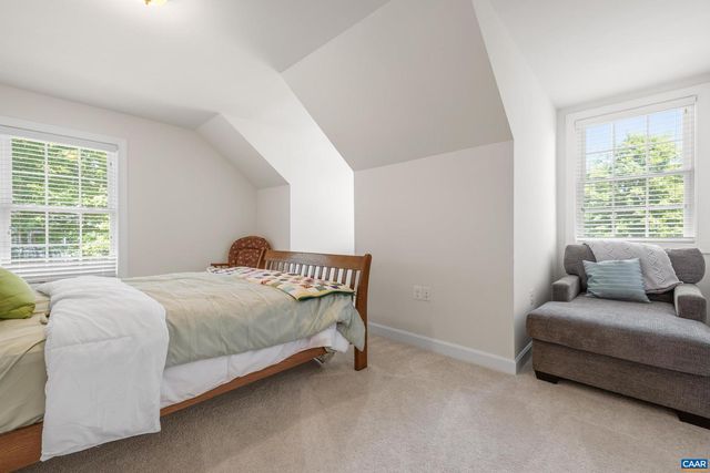 1637 SAWGRASS CT, Charlottesville, VA 22901