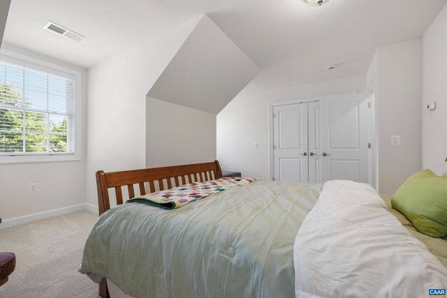 1637 SAWGRASS CT, Charlottesville, VA 22901