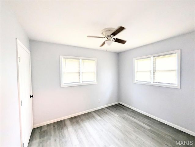 11913 Bridgevale Avenue, Hazelwood, MO 63138
