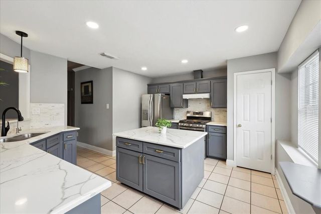 4138 Willow Bend Lane, Port Arthur, TX 77642